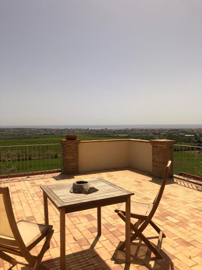 Agriturismo Donna Germana Ciro Marina Exterior photo